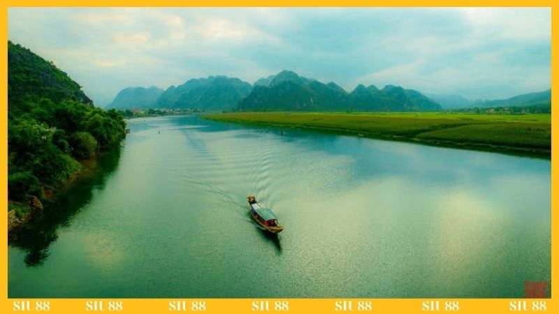 Con số nằm mơ thấy đi thuyền trên sông nước